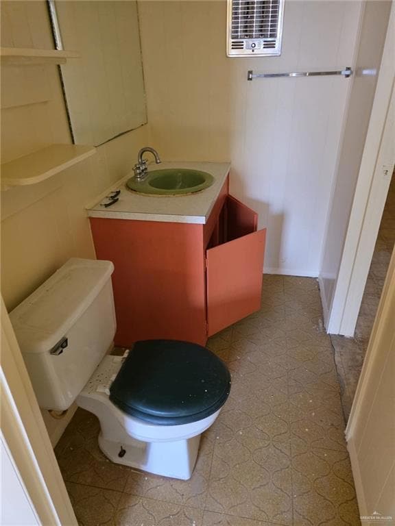 104 N Mitchell St, Rio Grande City, TX 78582 - photo 4