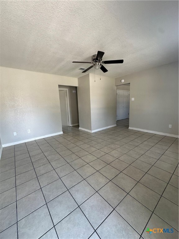 205 Erby Ave unit B, Copperas Cove, TX 76522 - photo 2