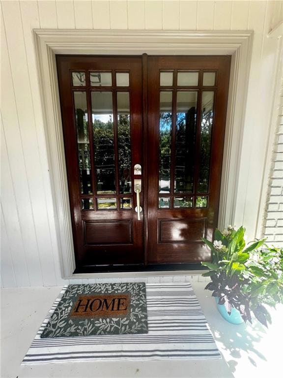 Elegant mahogony double door