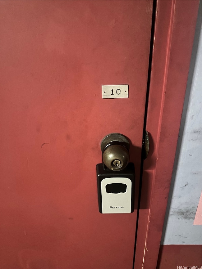 Storage Locker 10