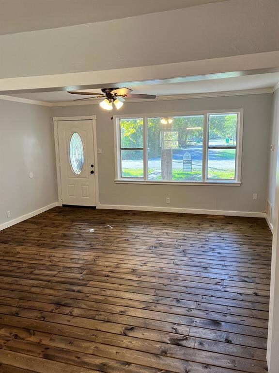 1104 Locust St, Gainesville, TX 76240 - photo 2