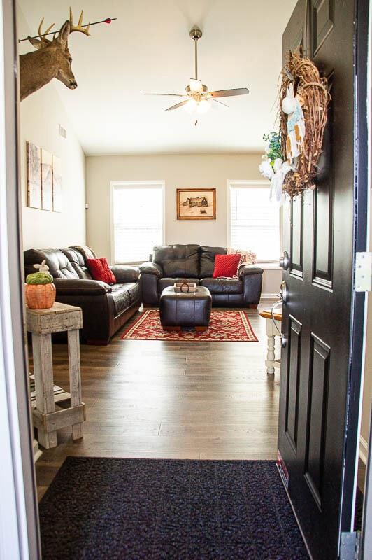 118 Hogan Dr, Frankfort, KY 40601 - photo 2