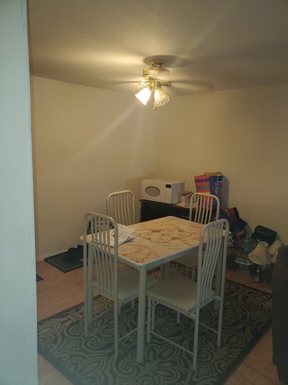 668 Robbins Ave unit 11, Dracut, MA 01826 - photo 5