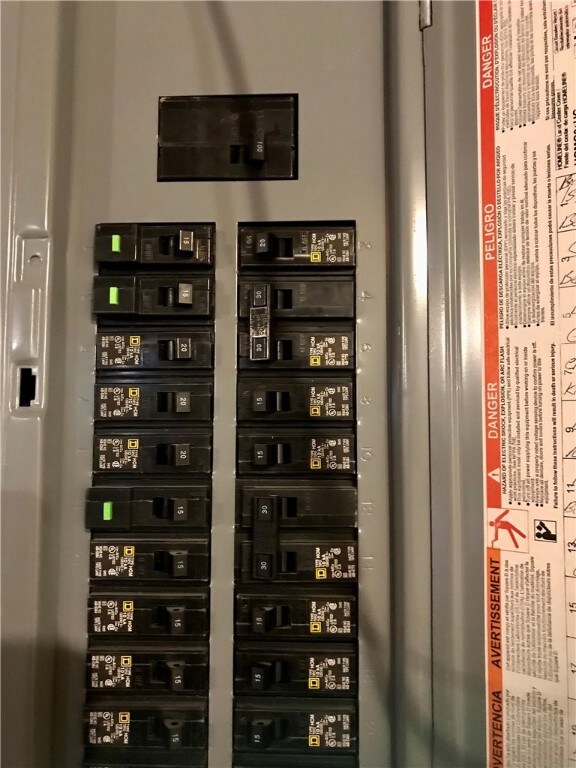 3421 Amherst Rd, Erie, PA 16506 - photo 5