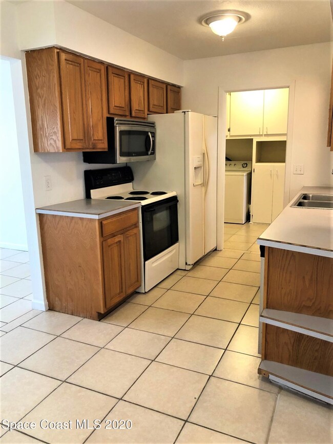 Kitchen 1-3