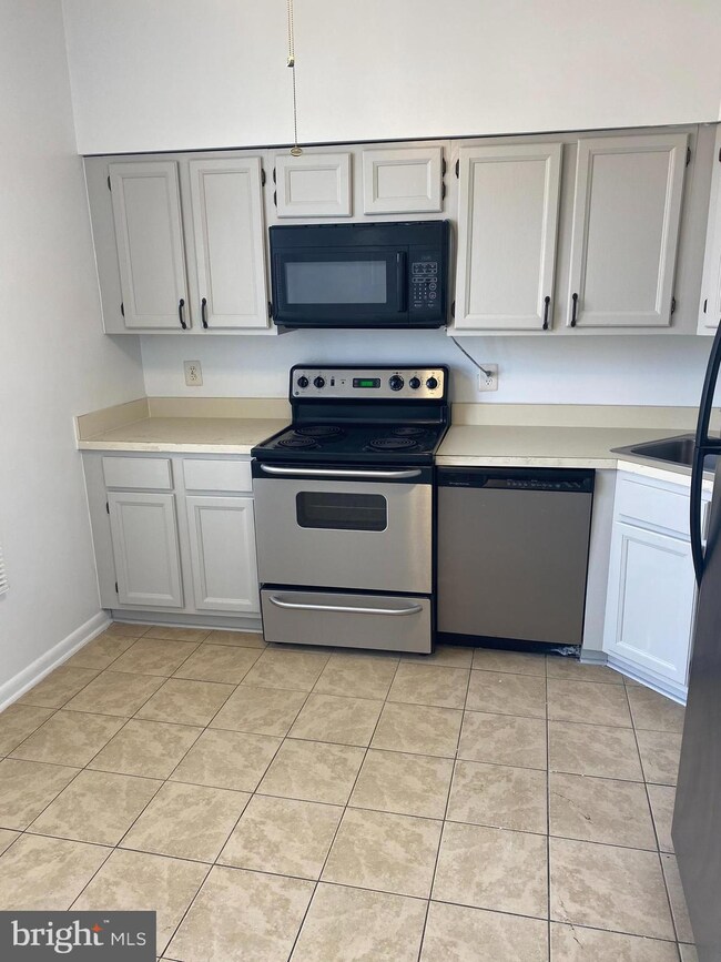 8913 Rusland Ct, Fort Washington, MD 20744 - photo 4