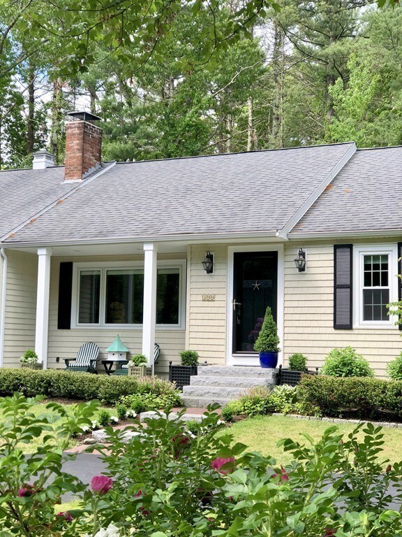 106 Enterprise St, Duxbury, MA 02332 - photo 3