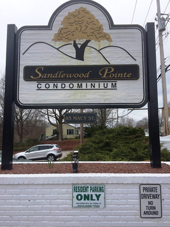 Sandlewood Pointe Condominiums unit 104C, Amesbury, MA 01913 - photo 5