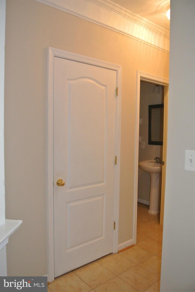 41996 Blue Flag Terrace, Stone Ridge, VA 20105 - photo 7