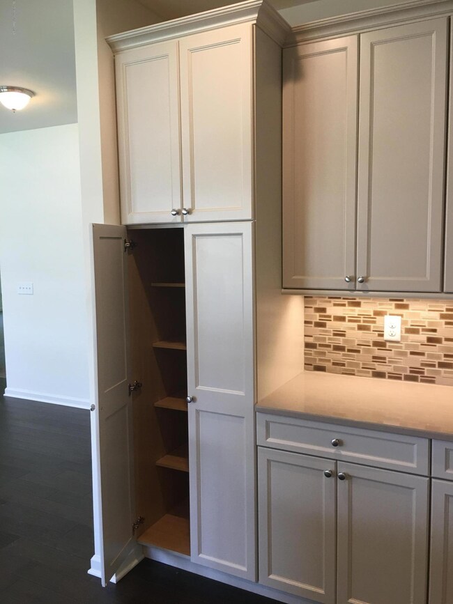 KITCHEN PANTRY