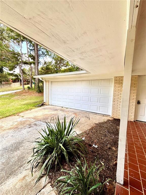 2924 Handy Dr NW, Atlanta, GA 30318 - photo 5