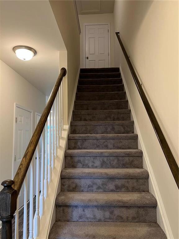 3215 W Huntington Ln, Stockertown, PA 18040 - photo 7