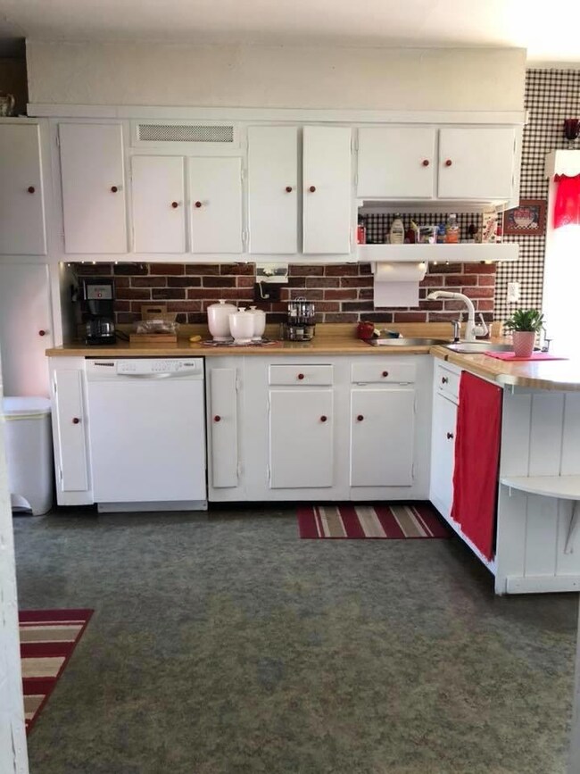 Kitchen 2