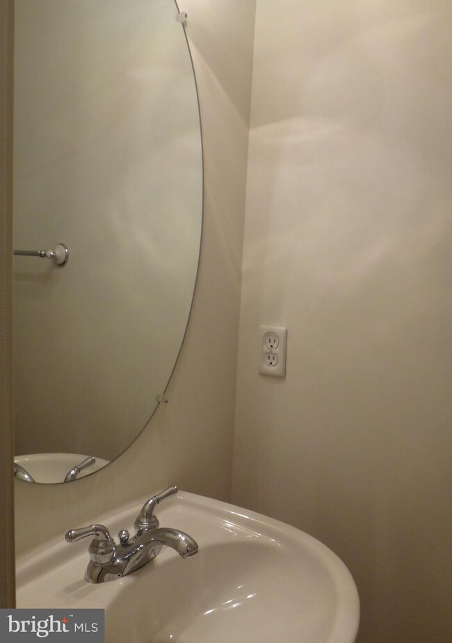 6232 Shackelford Terrace, Alexandria, VA 22312 - photo 7