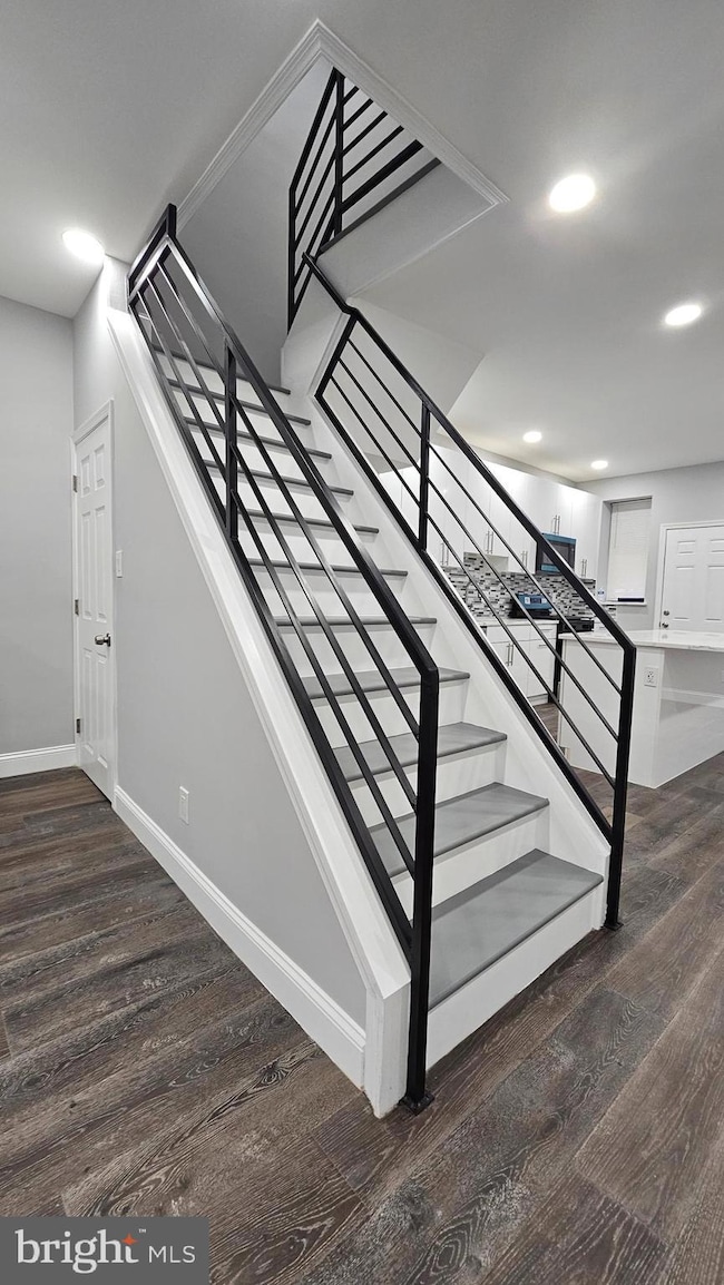 2815 N 24th St, Philadelphia, PA 19132 - photo 4