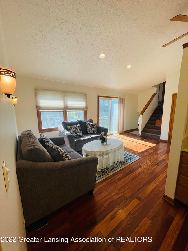 4803 Moultrie Cir, Lansing, MI 48917 - photo 6