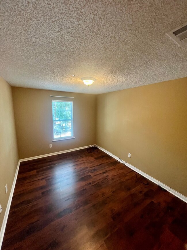 2092 S Sherwood Dr unit G52, Valdosta, GA 31602 - photo 6