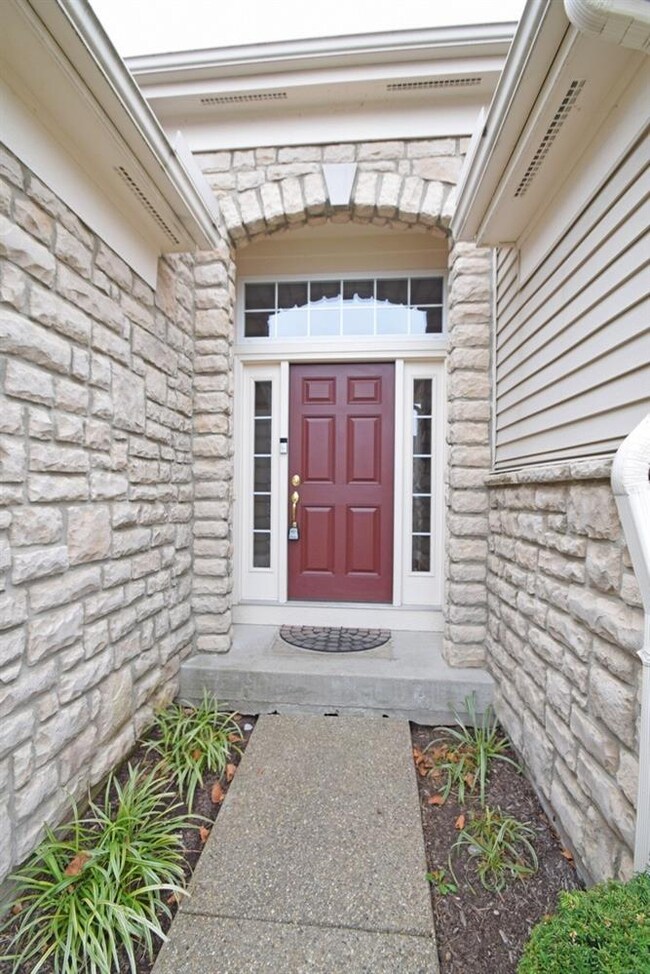 6419 Foxtail Ln, Liberty Township, OH 45044 - photo 2