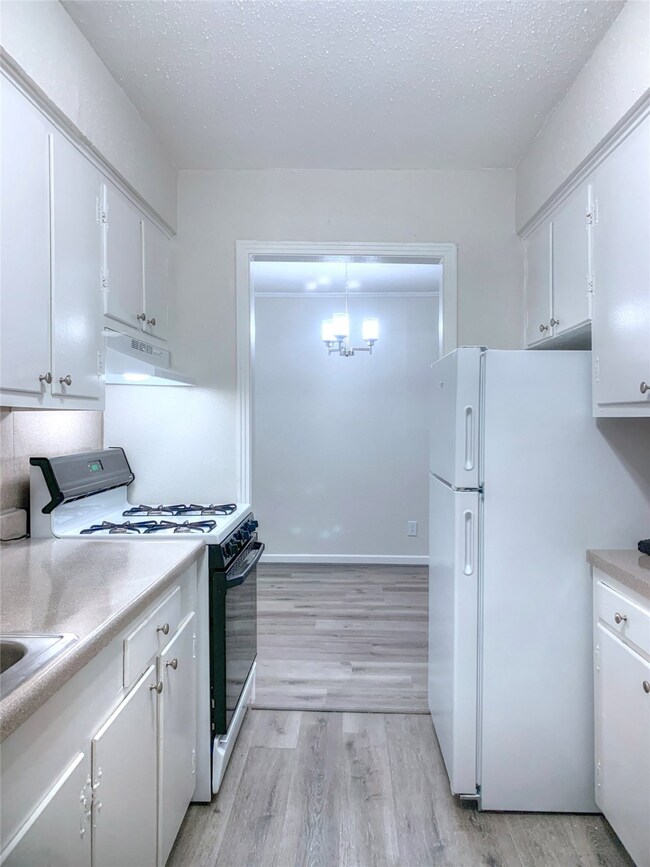 2420 Mcduffie St unit 3, Houston, TX 77019 - photo 6