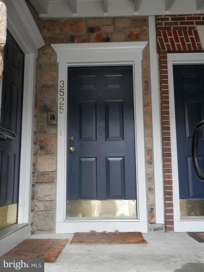 3525 Carriage Walk Ln, Laurel, MD 20724 - photo 2
