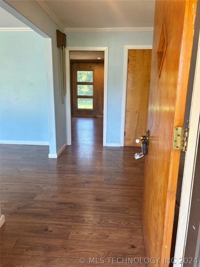 Front entry hall