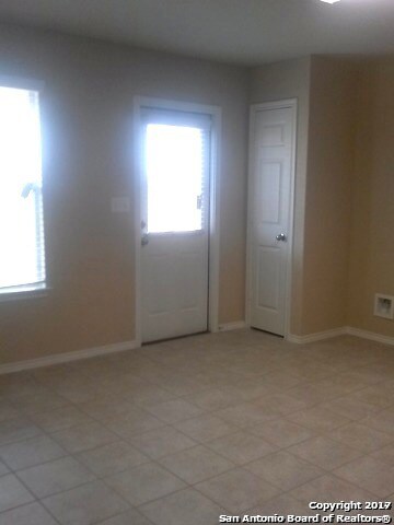 25011 Cambridge Well, San Antonio, TX 78261 - photo 4