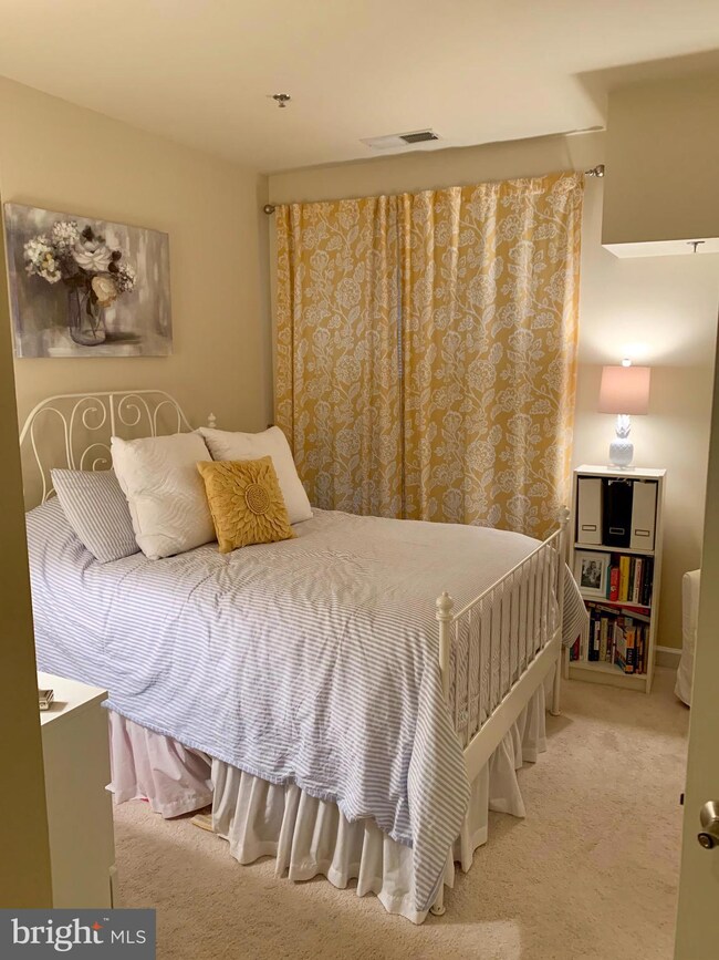 2310 14th St N unit 105, Arlington, VA 22201 - photo 7