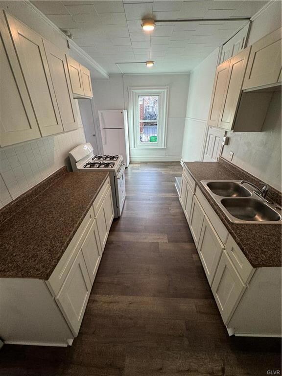 917 W Liberty St unit 1st Floor, Allentown, PA 18102 - photo 7