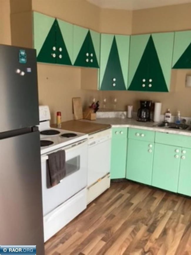 320 Andover Rd, Hoyt Lakes, MN 55750 - photo 5