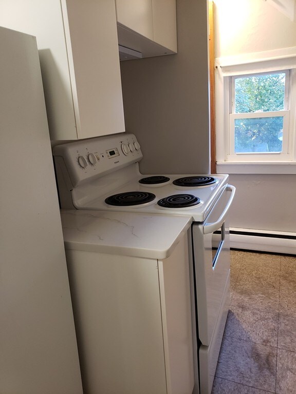 2089 Centre St unit 2, West Roxbury, MA 02132 - photo 2