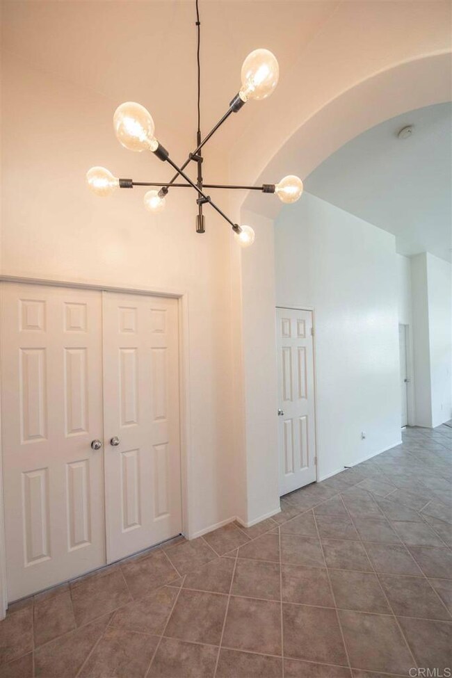29619 Gracilior Dr, Escondido, CA 92026 - photo 4