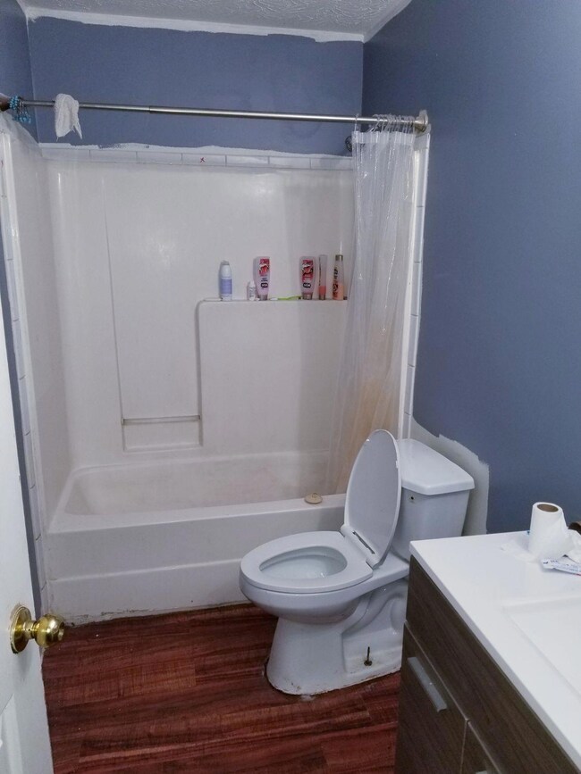 238 W Seymour Ave, Cincinnati, OH 45216 - photo 4