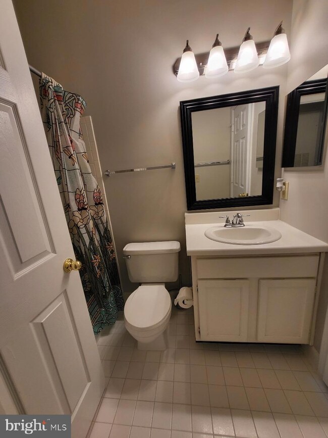 13070 Autumn Woods Way unit 101, Fairfax, VA 22033 - photo 6