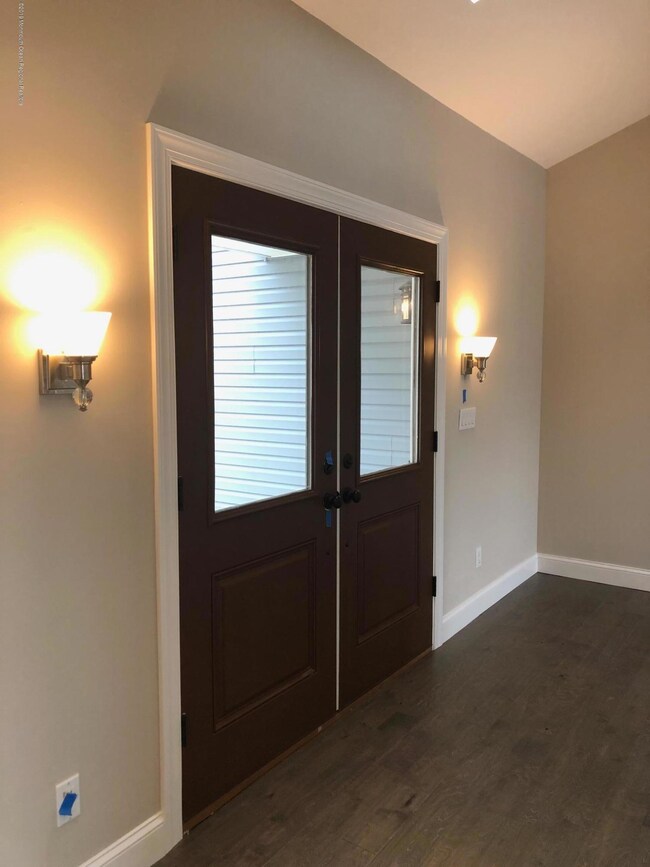 Foyer doors