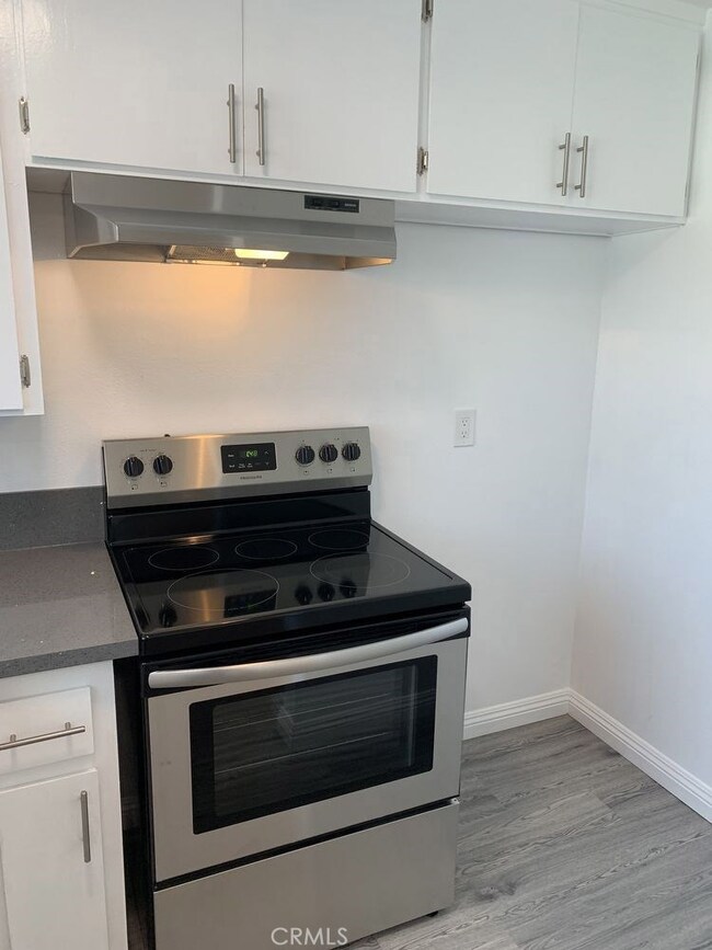 2211 Grant Ave unit 3, Redondo Beach, CA 90278 - photo 5