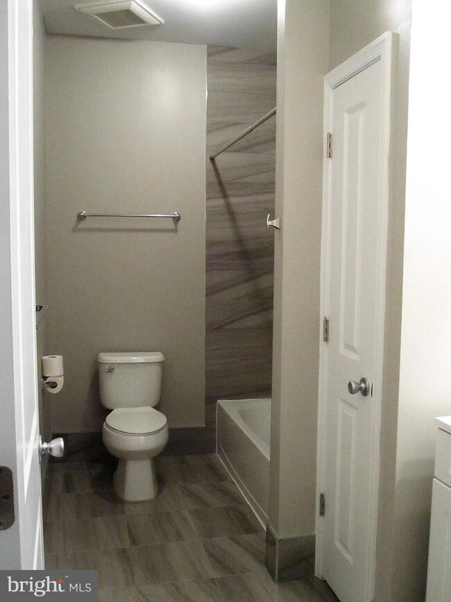 134 William St unit B, Hightstown, NJ 08520 - photo 6