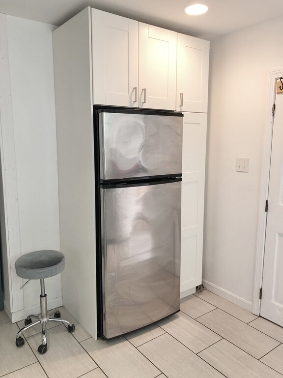 11 Taylor St unit 1, Quincy, MA 02170 - photo 4