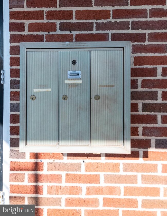 8 Seminary Dr, Lutherville Timonium, MD 21093 - photo 7