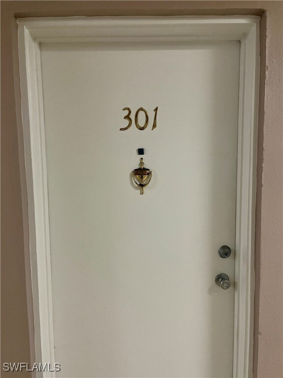 Unit 301 accessible via the elevator