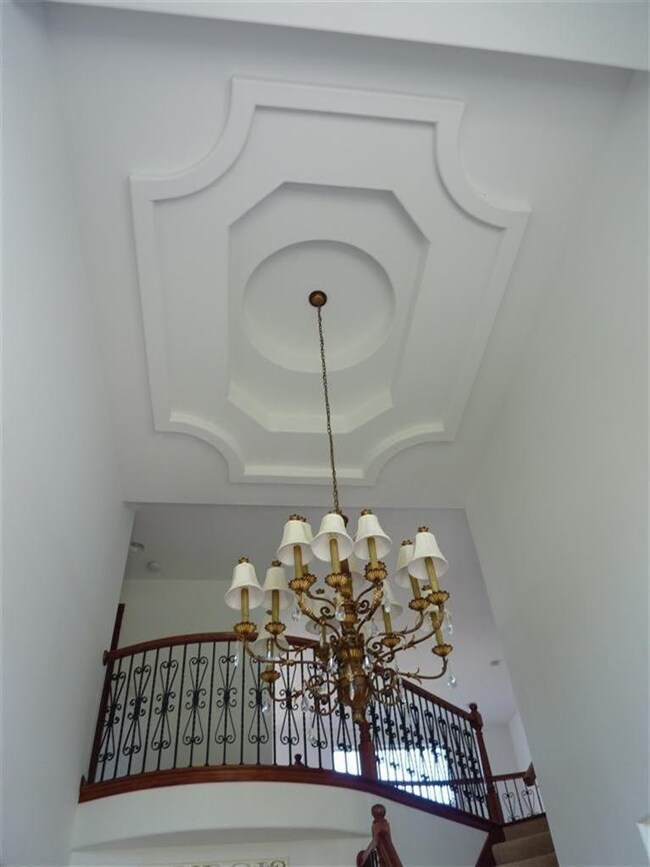 10002 Randolph St, Crown Point, IN 46307 - photo 5