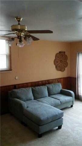 2 steps down into the den......perfect for watching Sunday and Monday football!