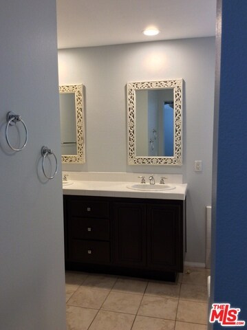 23365 Pike Ln, Valencia, CA 91355 - photo 4