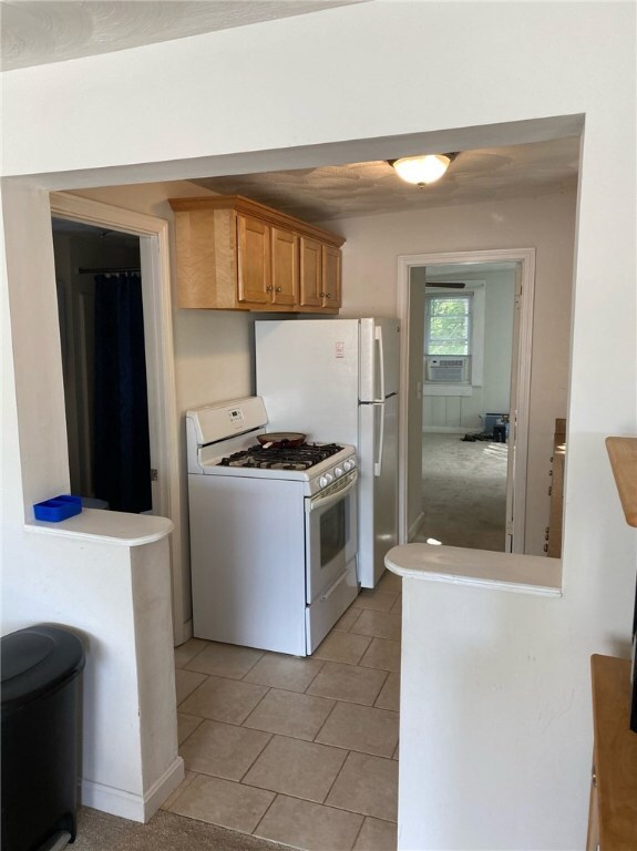 118 Bonnet Shores Rd, Narragansett, RI 02882 - photo 2