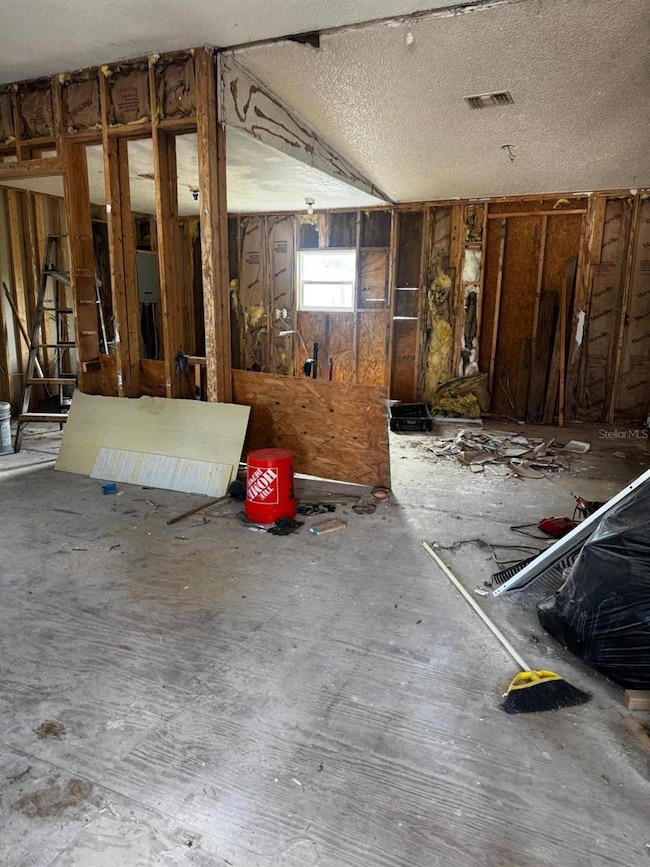 2626 Shiner Dr, Lake Wales, FL 33898 - photo 3