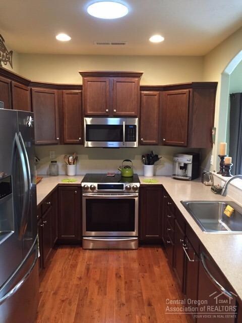 450 N Trinity Way, Sisters, OR 97759 - photo 5