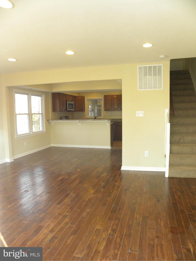 1135 Carrington Ave, Capitol Heights, MD 20743 - photo 7