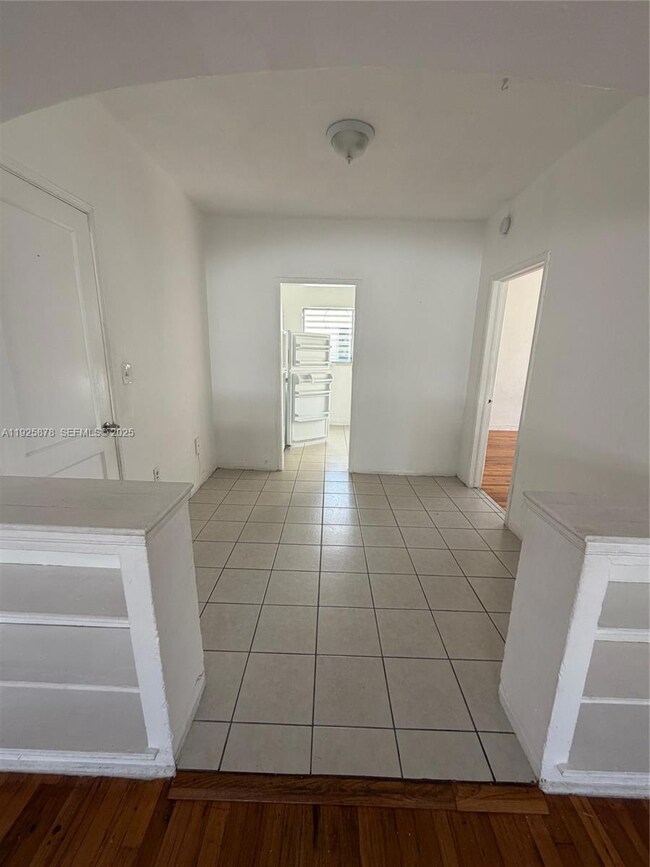 945 Bay Dr unit 7, Miami Beach, FL 33141 - photo 6