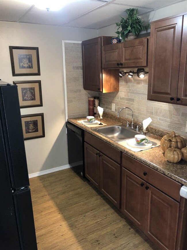 45C Constitution Dr, Londonderry, NH 03053 - photo 4