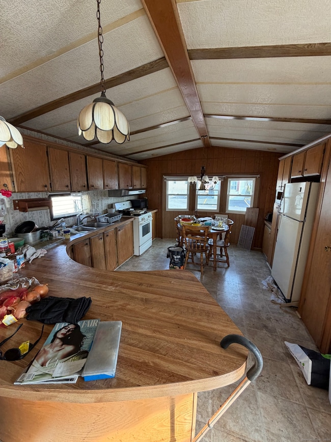 15 Laurel View, Wallingford, CT 06492 - photo 2