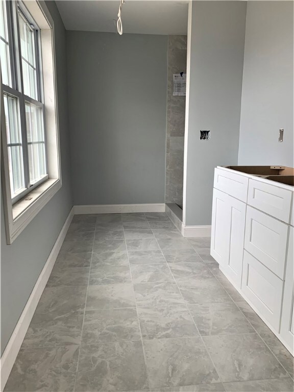 308 Chases Ln unit 2, Middletown, RI 02842 - photo 4